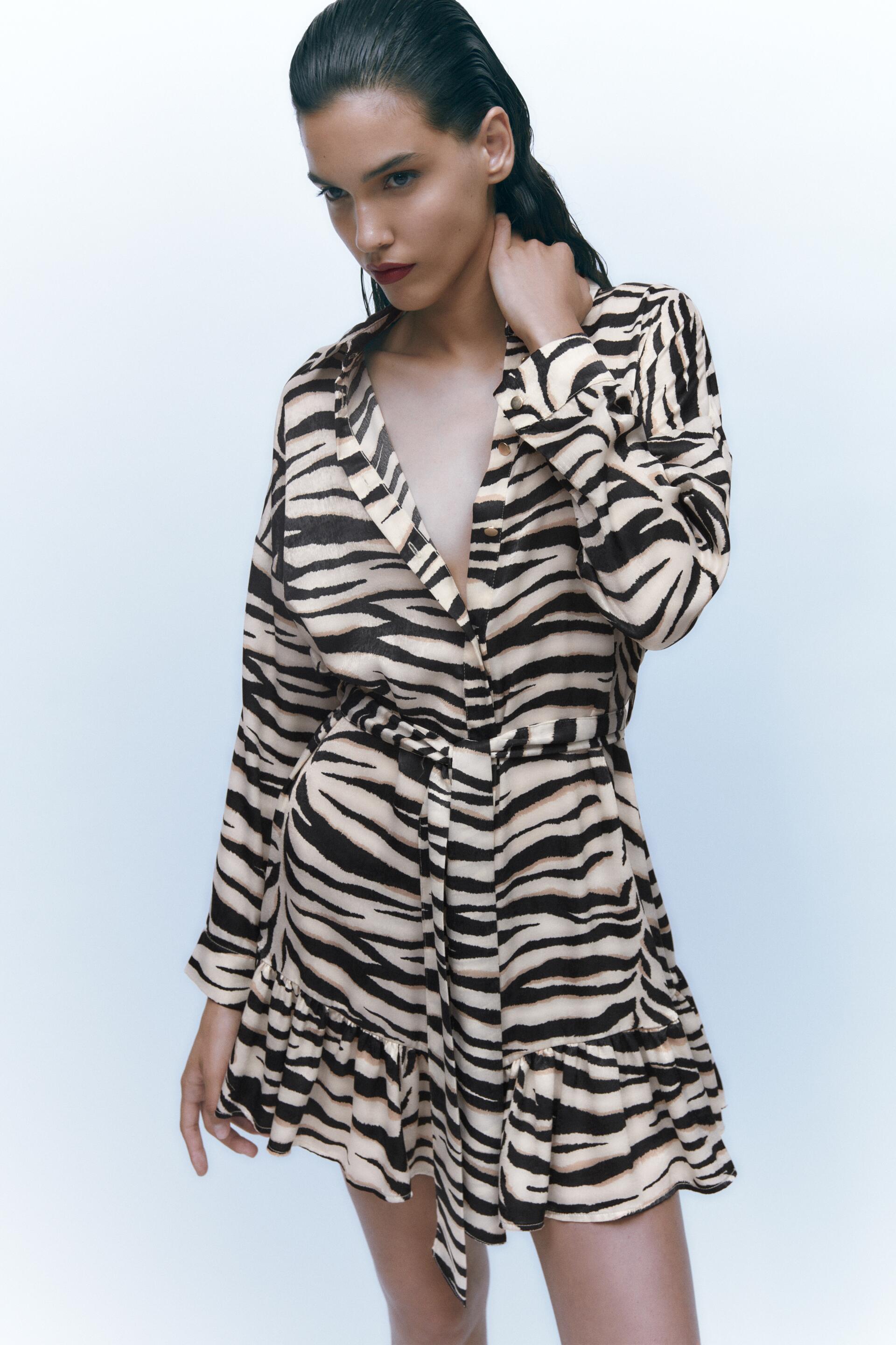 

Платье женское ZARA 03666194 бежевое S (доставка из-за рубежа), 03666194