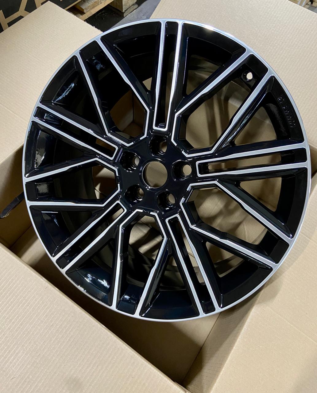 

Диск Khomen Wheels KHW2101 9,5х21 5x112 ЕТ31 d66,6 BLACK-FP1шт, Серебристый;черный, KHW2101