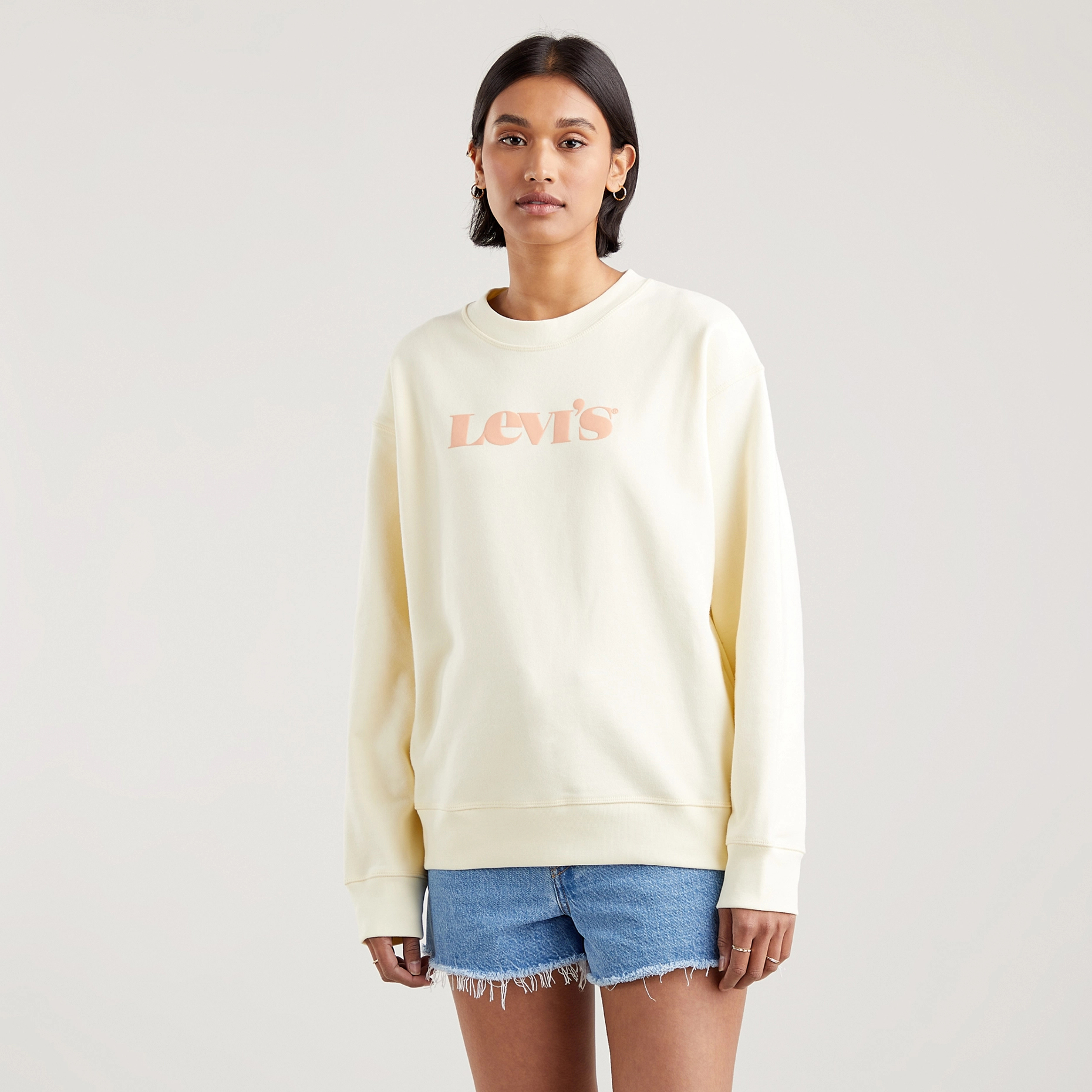 

Свитшот женский Levi's Graphic Standard Crew бежевый M, Graphic Standard Crew