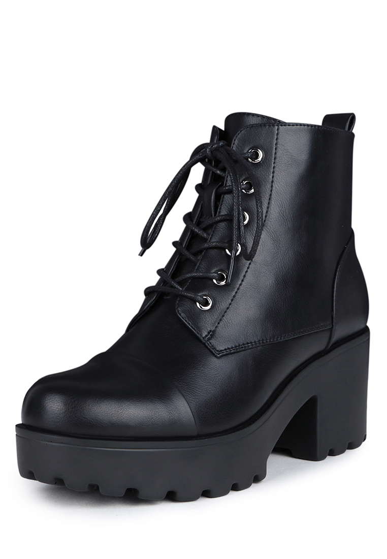

Ботинки женские T.Taccardi 56000 черные 36 RU, 56000
