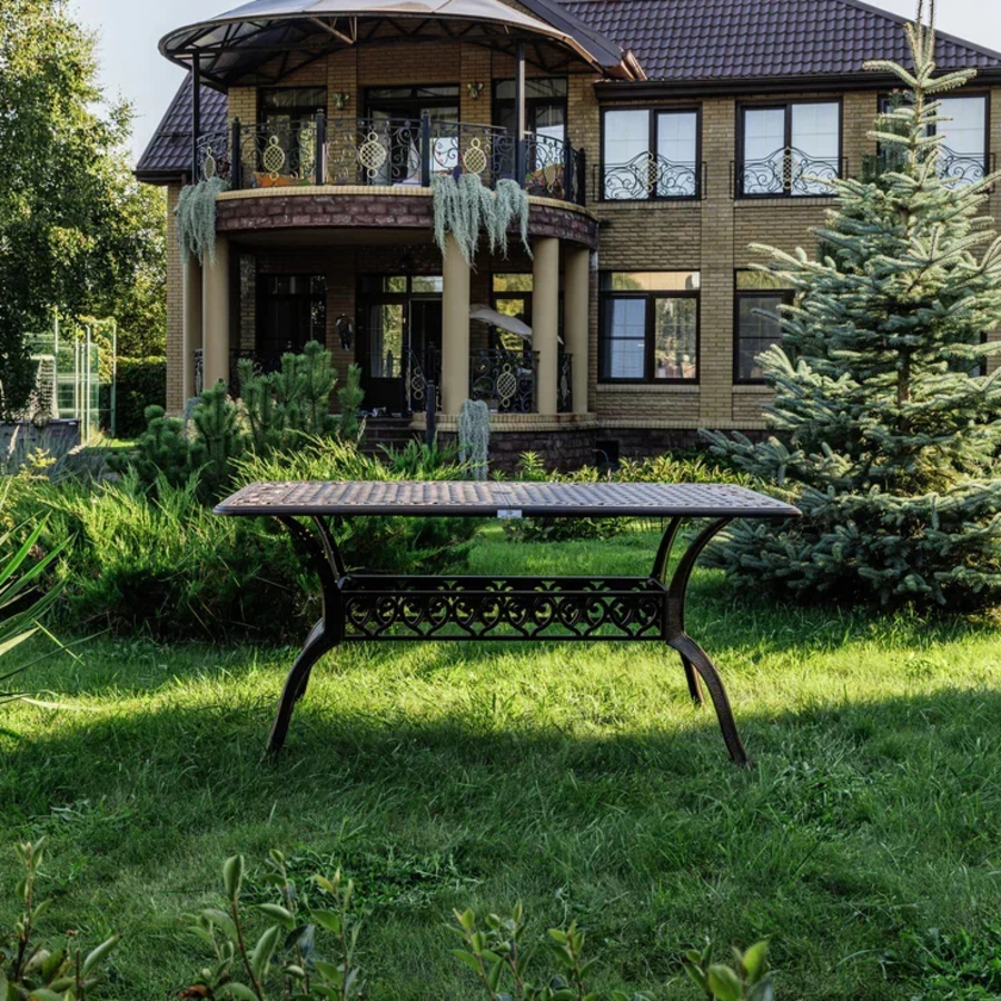 Садовый обеденный стол Royal Family прямоугольной формы Wilhelm 150 см бронзовый 94410₽