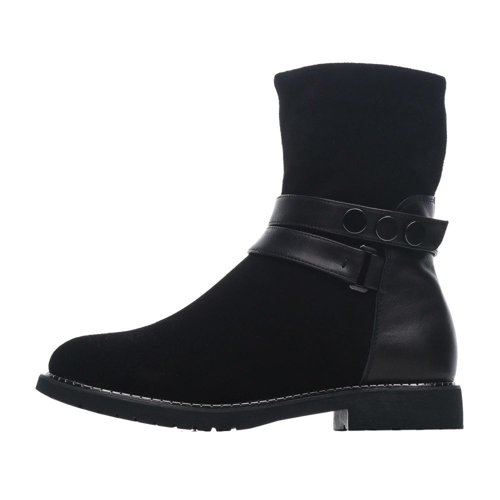 

Полусапоги женские ZENDEN 104-92WN-016FN черные 36 RU, 104-92WN-016FN