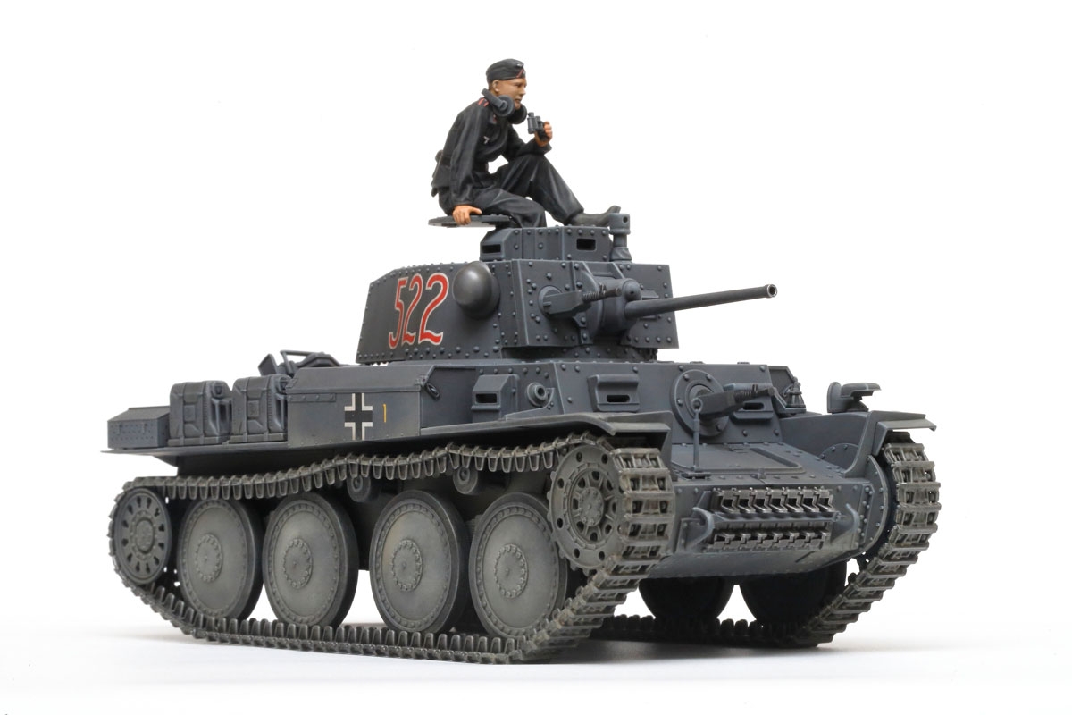 фото Модель tamiya 1/35 немецкий танк panzer 38(t) ausf.e/f 35369