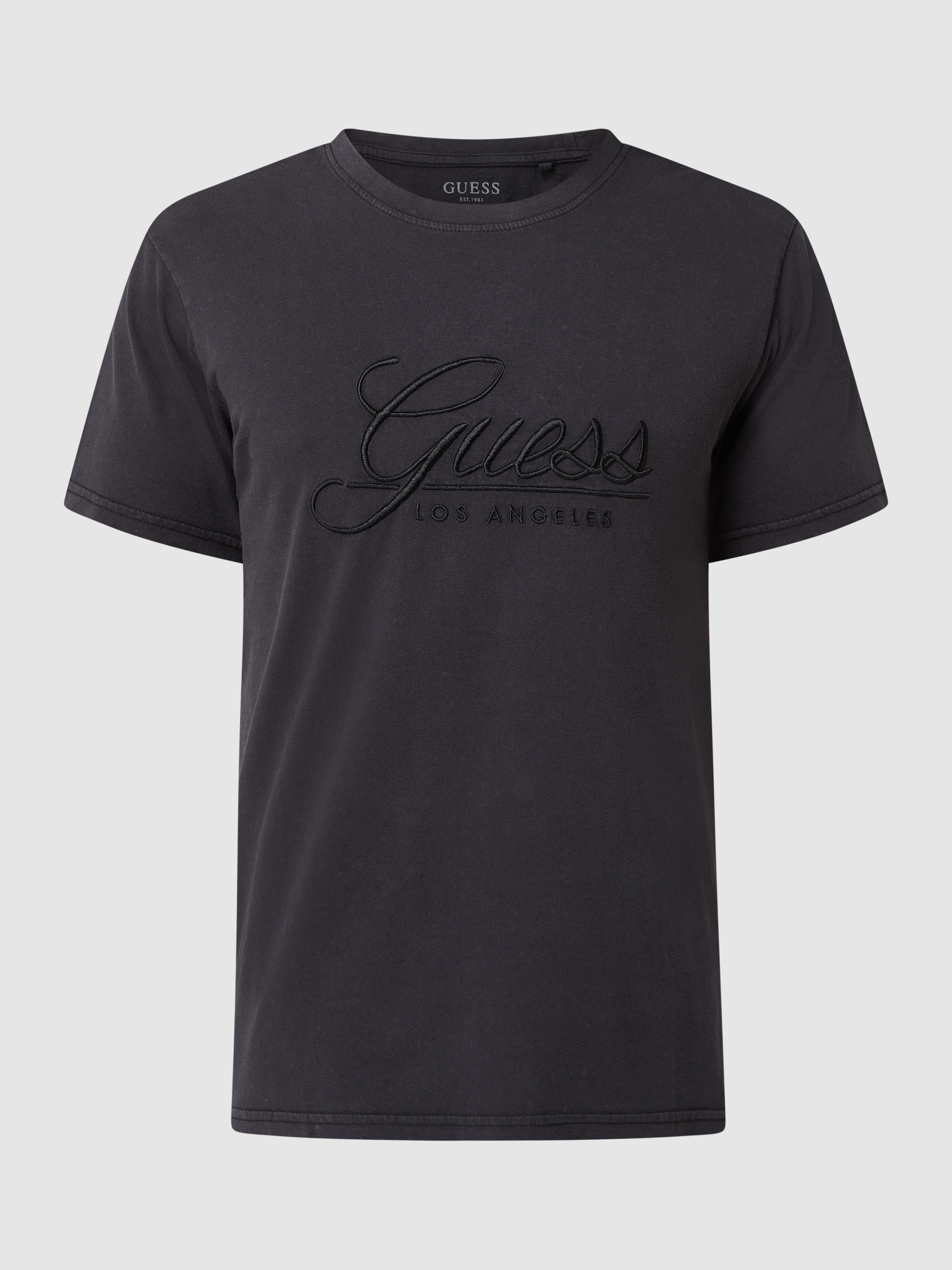 

Футболка мужская Guess 1519838 черная M (доставка из-за рубежа), Черный, 1519838
