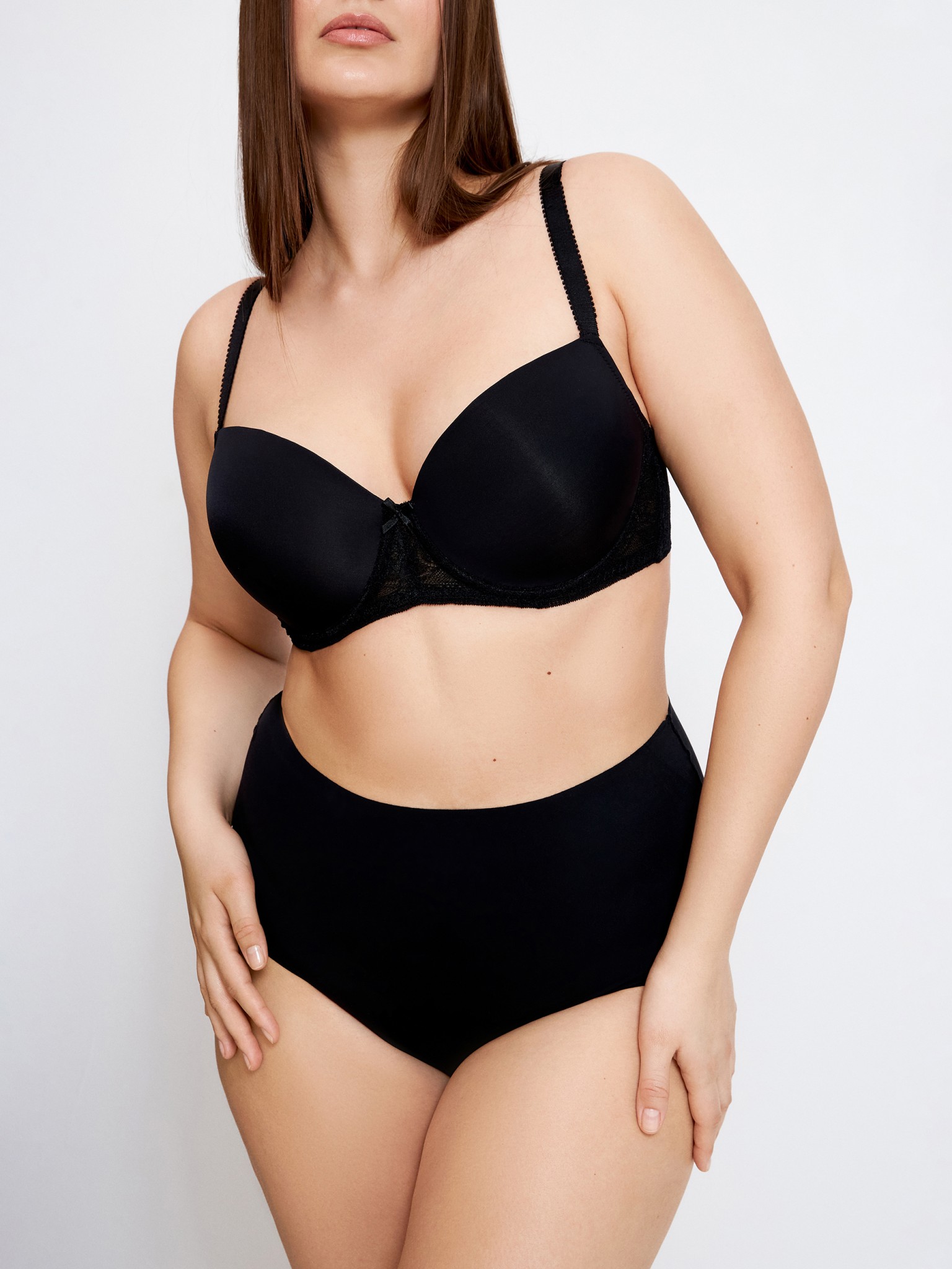 

Бюстгальтер женский Infinity Lingerie 31204111082 черный 90B, 31204111082