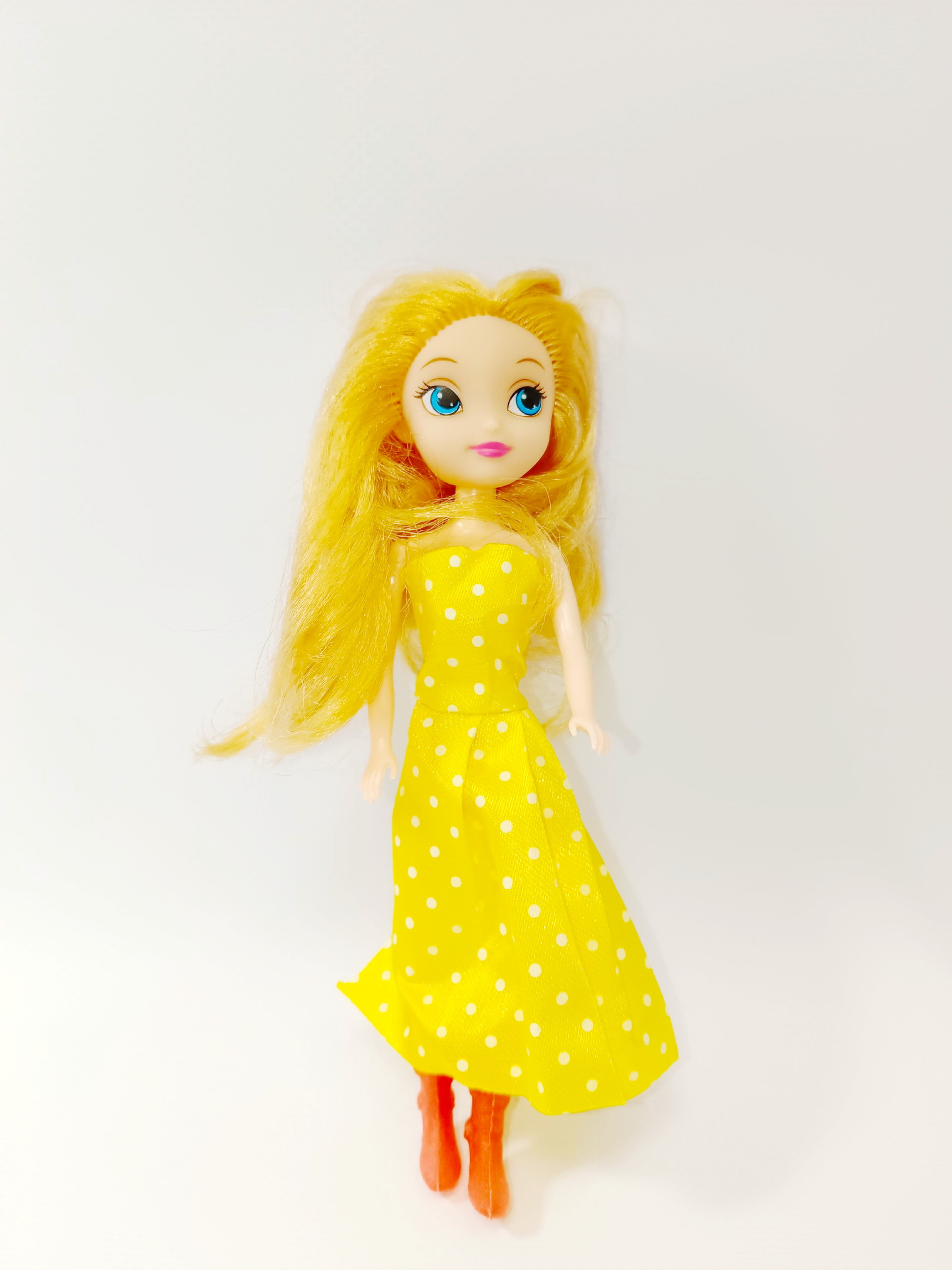 Кукла Disney София Прекрасная персонаж Эмбер в стильном платье размер 16 4 5 2 5 см