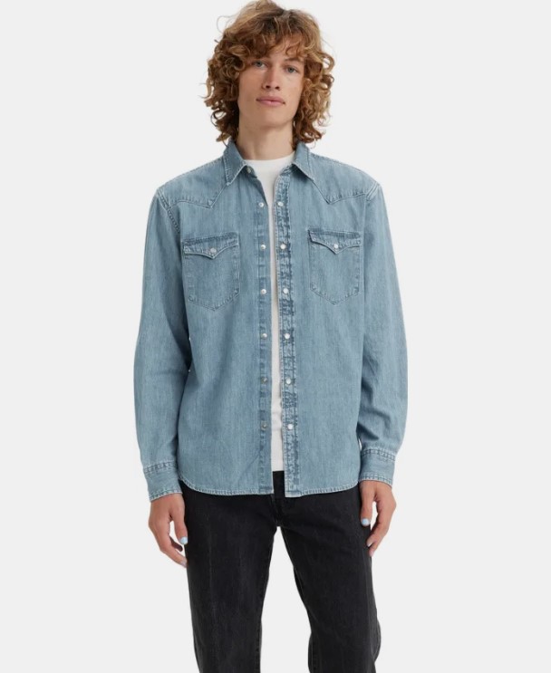 Рубашка Levis для мужчин джинсовая синяя размер S 85745-0074 7105₽