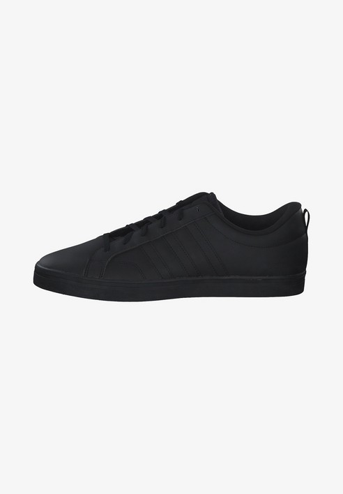 

Кеды мужские Adidas Originals Trainers черные 47.5 EU (доставка из-за рубежа), Черный, Trainers