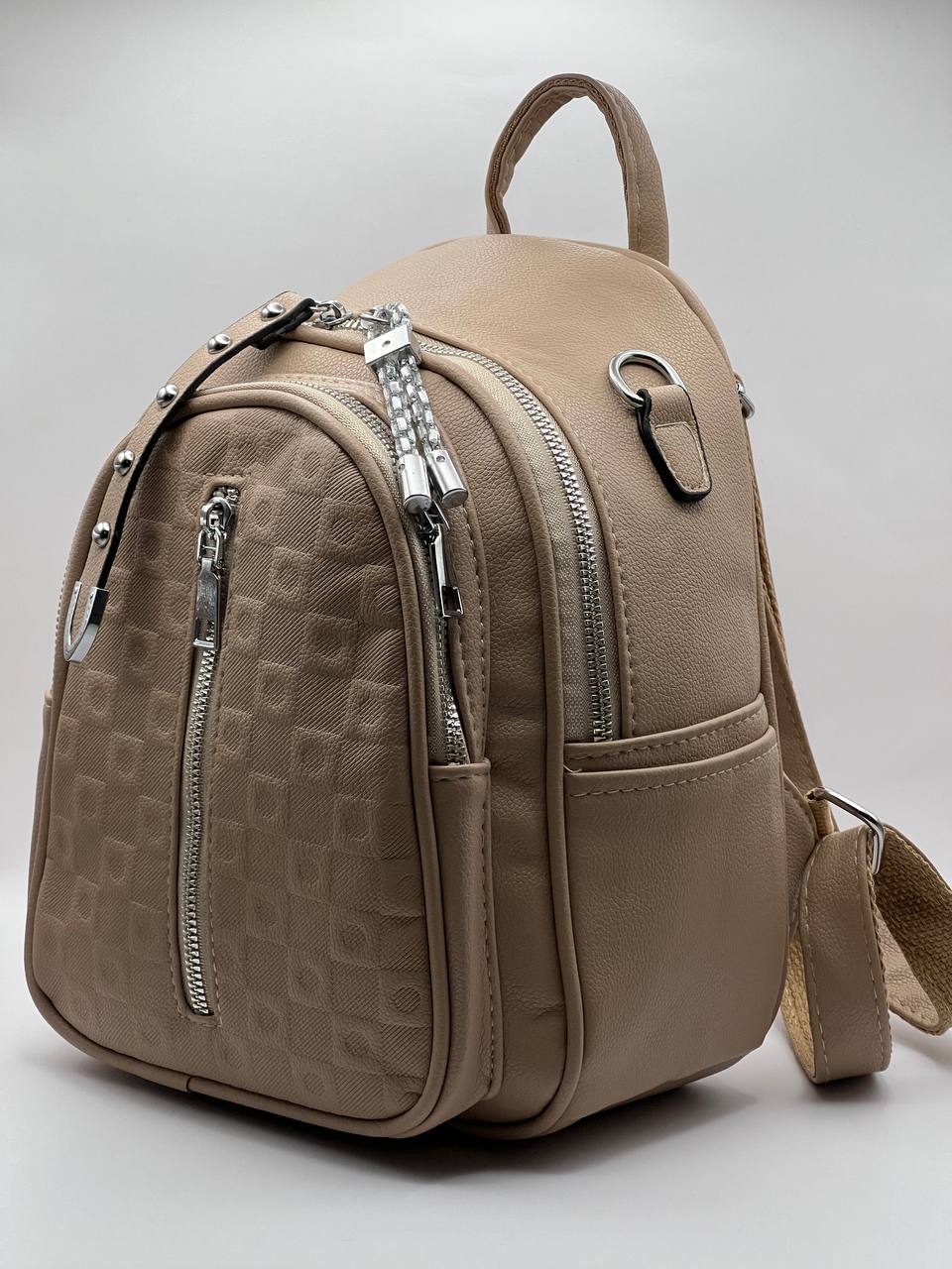 Сумка-рюкзак женская SunGold Р-92010 бежевая, 27х22х12 см