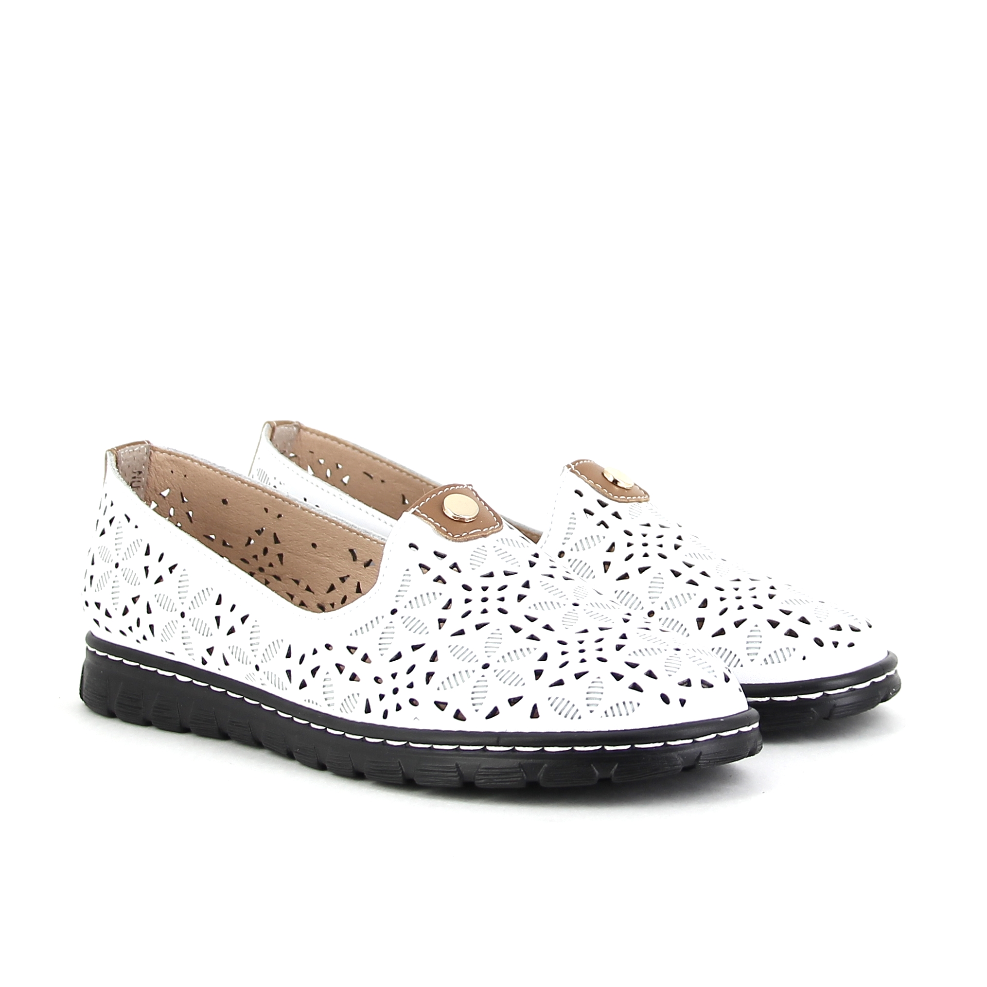 

Туфли женские Baden NU242-021 белые 40 RU, NU242-021