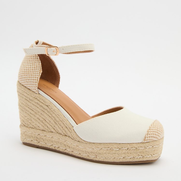 Эспадрильи женские Tendance FR50-70 белые 39 EU 2840₽