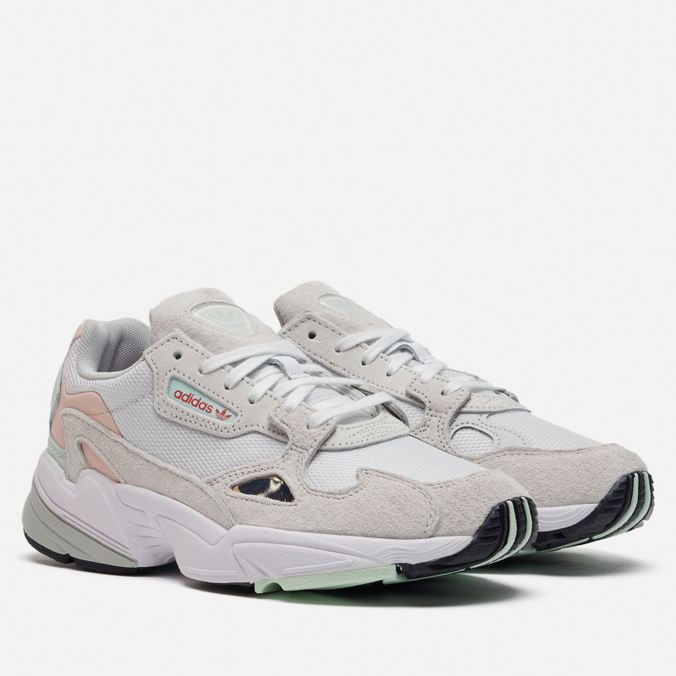 

Кроссовки женские Adidas Originals Falcon бежевые 39.5 EU, Falcon