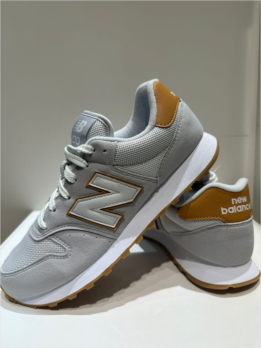 

Кроссовки мужские New Balance 500 серые 40.5 EU, Серый, 500