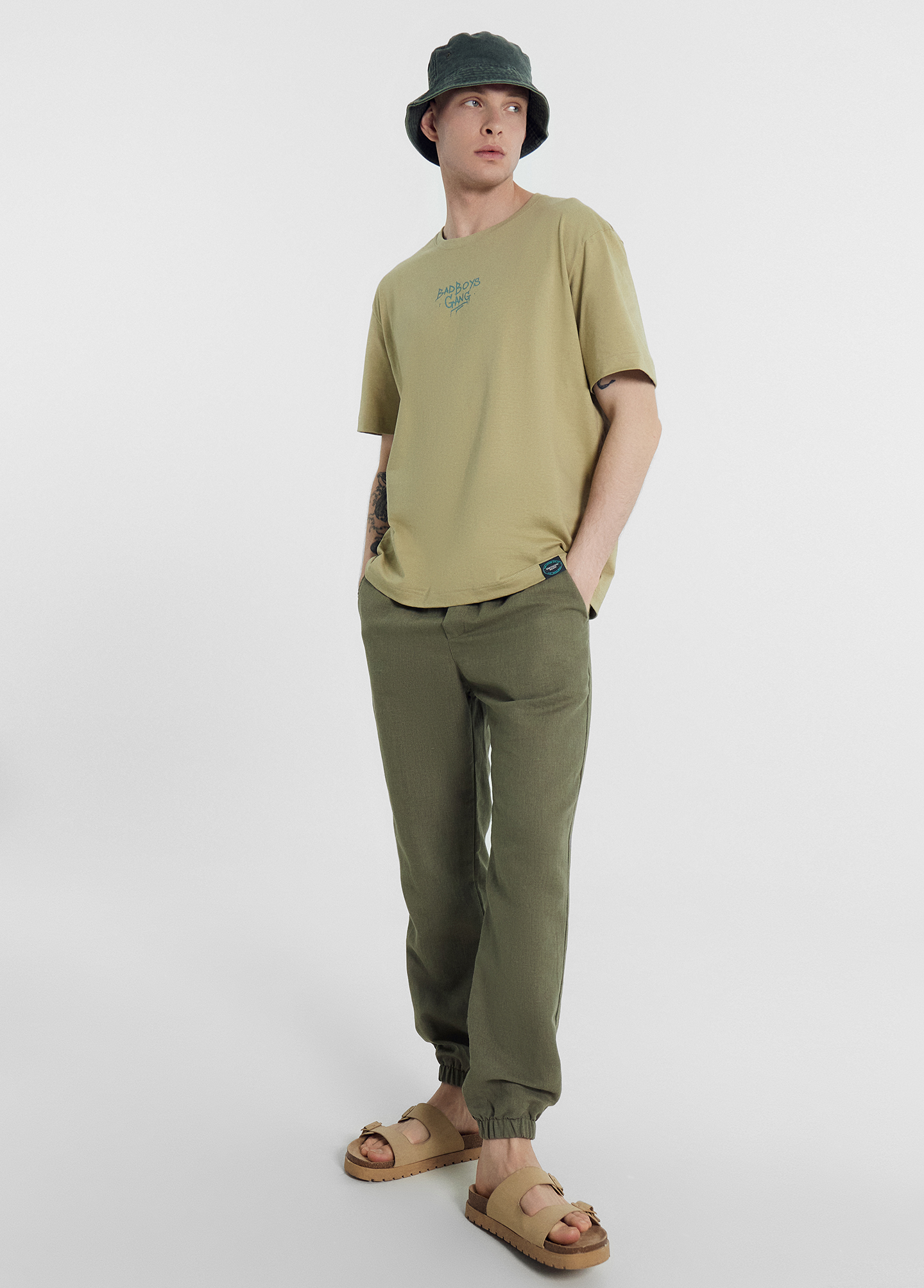 

Брюки мужские MARK FORMELLE 181216 24-3747Ц-9 зеленые 90-188, Зеленый, БРЮКИ МУЖСКИЕ 181216