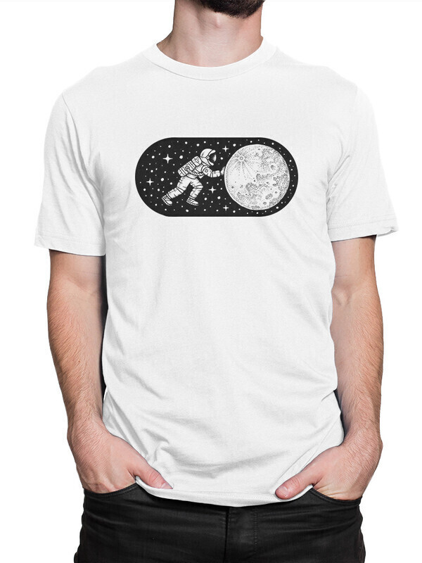 

Футболка мужская Dream Shirts Космонавт и Луна AST-8734652 белая XS, Космонавт и Луна AST-8734652