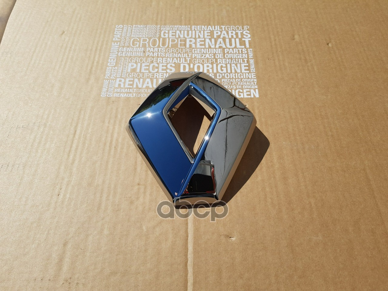 

Эмблема [Org] RENAULT арт. 628905855R