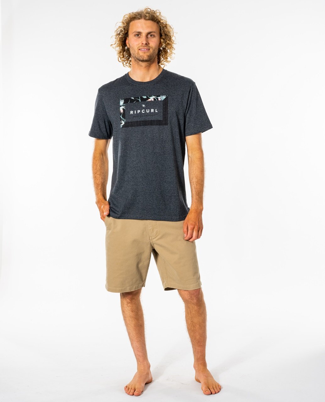 

Футболка мужская Rip Curl TROPIC WORLD TEE серая M, TROPIC WORLD TEE