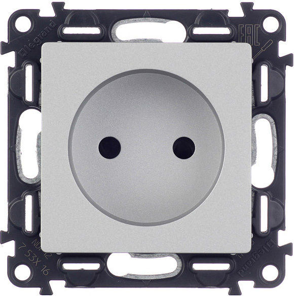 

LEGRAND Valena Life 753620 розетка электрическая с/у с заземлением со шторками алюминий, Серебристый, LEGRAND Valena Life 753620 розетка электрическая с/у с заземлением со шторками алюминий