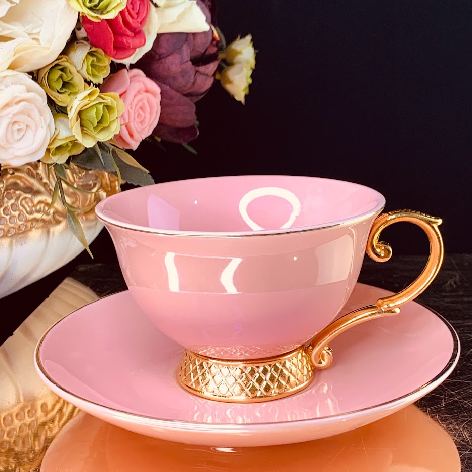 

Чайный набор 12пр. 200 мл в подарочной упаковке 102-020 118-102-020, Розовый