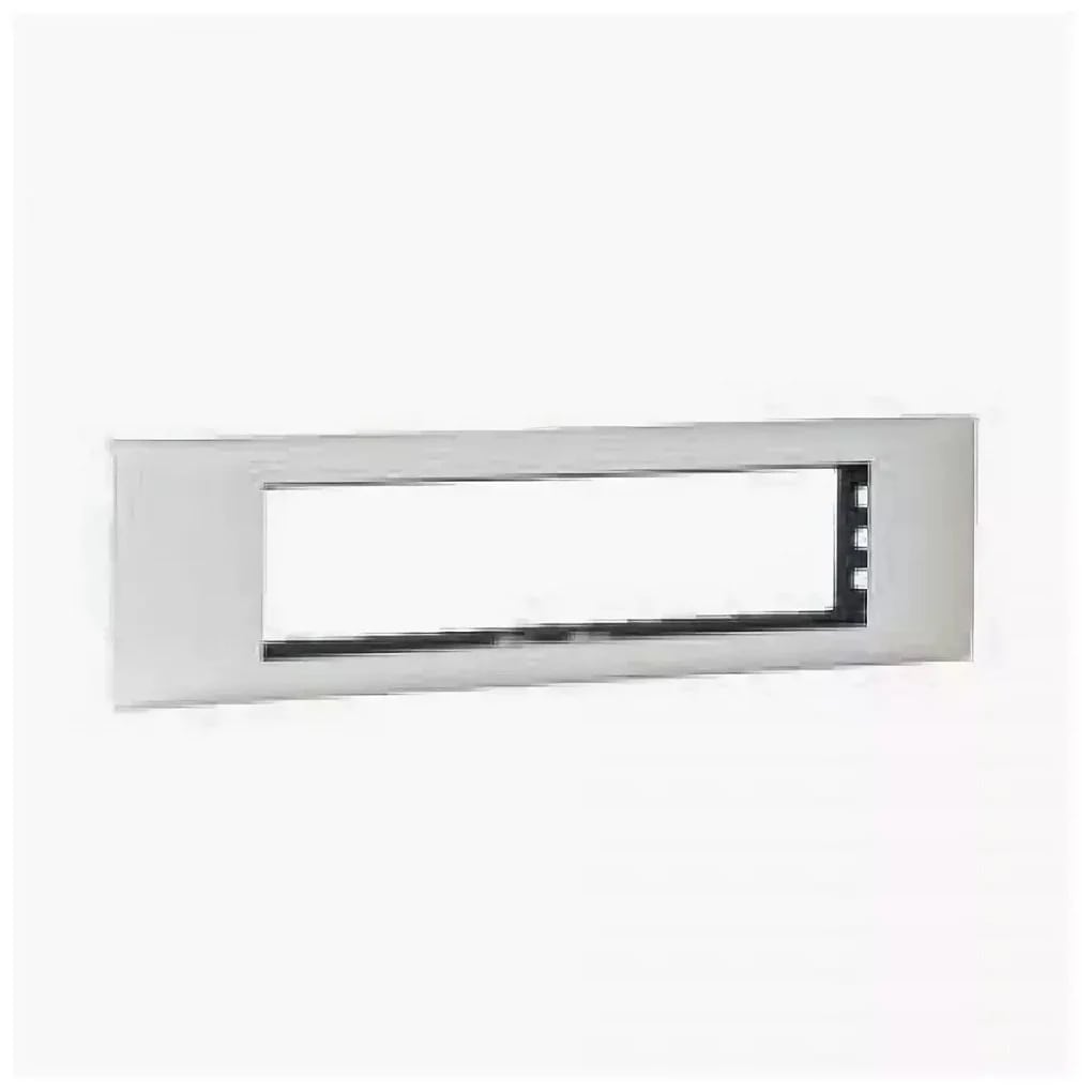 

Legrand 10981 Рамка для розеток и выключателей, 10981