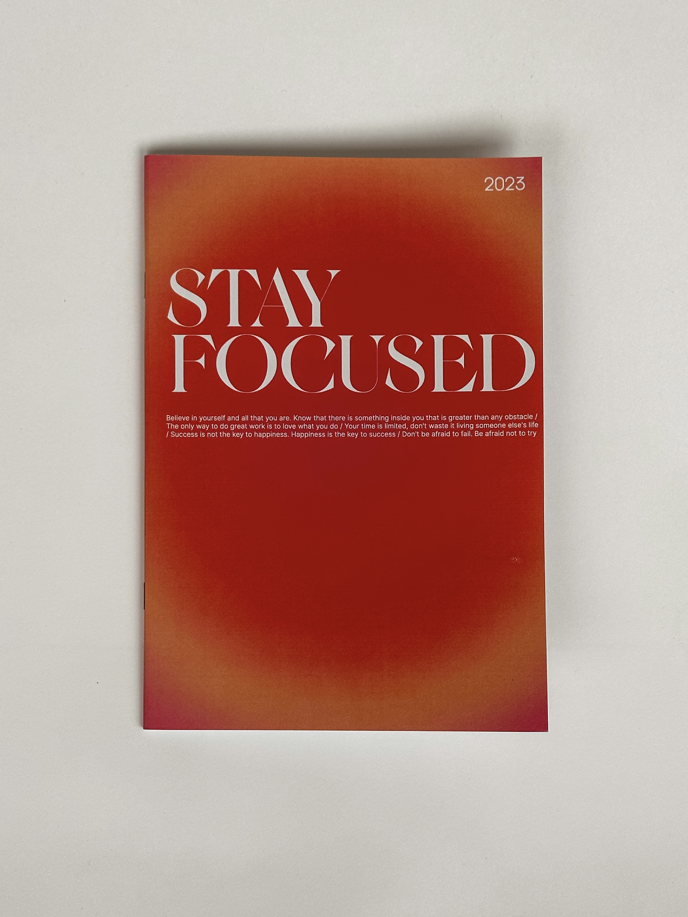 Блокнот Stay Focused Drop gradient three 00006sf061 A5 на скрепке в клетку 48 стр 250₽