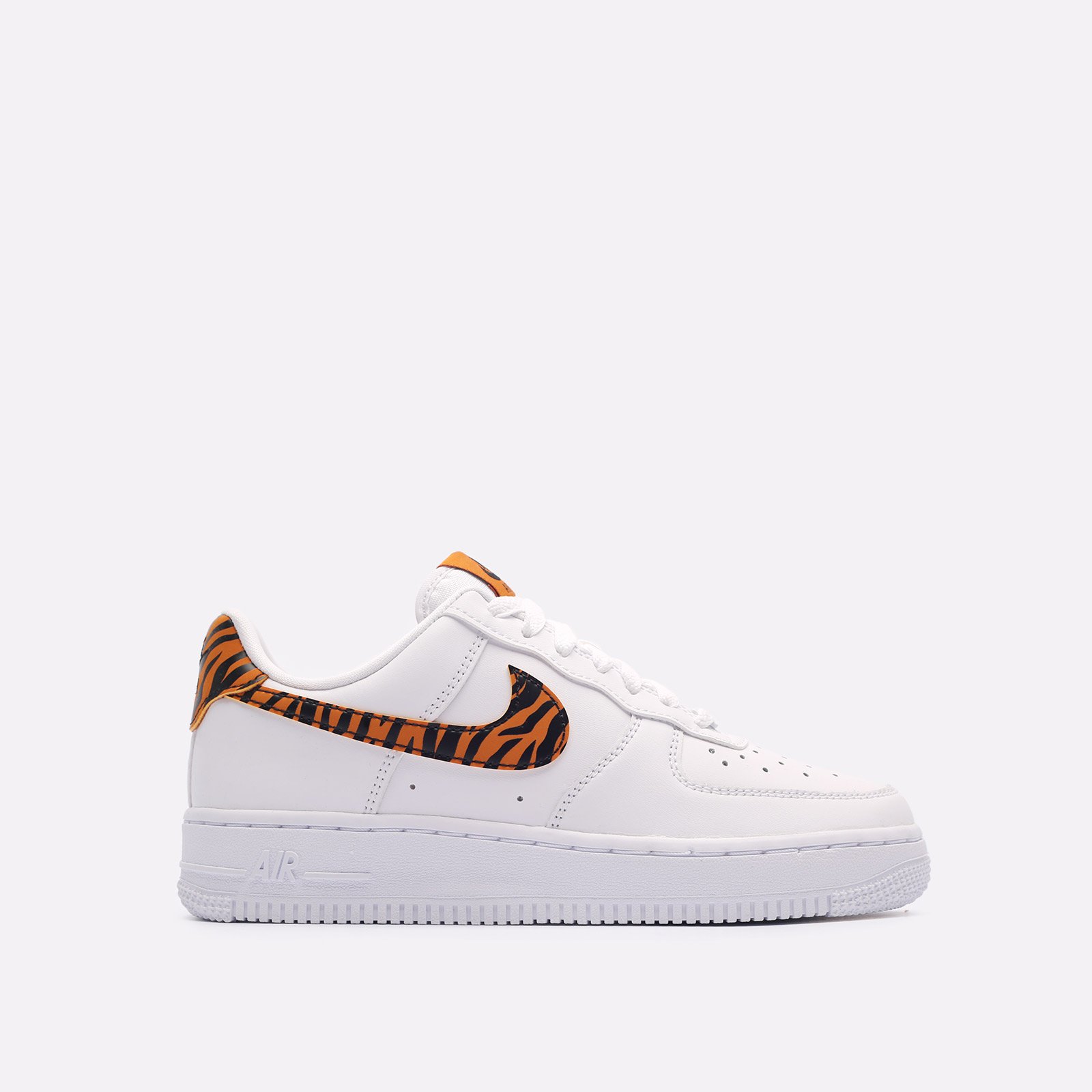 

Кеды женские Nike WMNS Air Force 1 '07 белые 7 US, Белый, WMNS Air Force 1 '07
