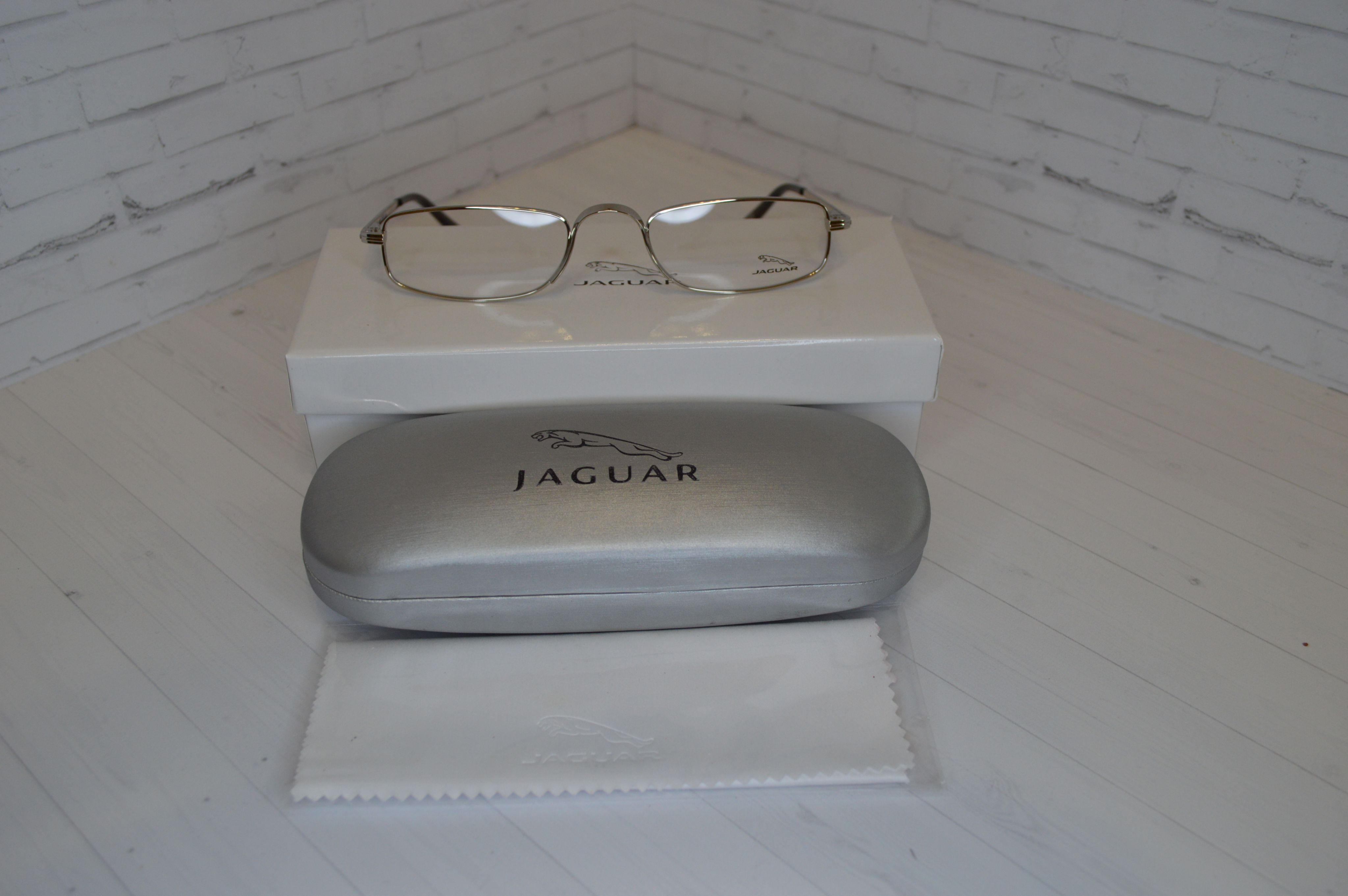 

Оправа для очков мужская Jaguar OL-OM-Jaguar-3372-1 серебристая, OL-OM-Jaguar-3372-1
