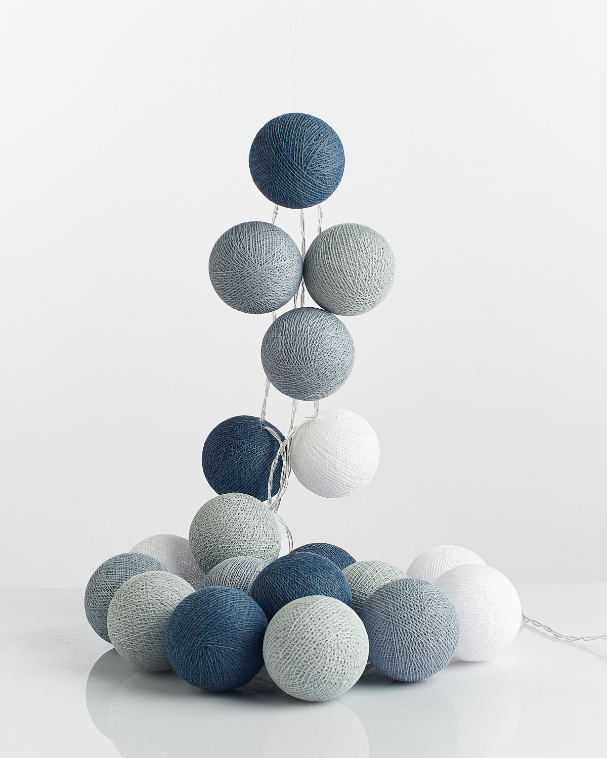 Гирлянда 20 шариков LED Lares&Penates 