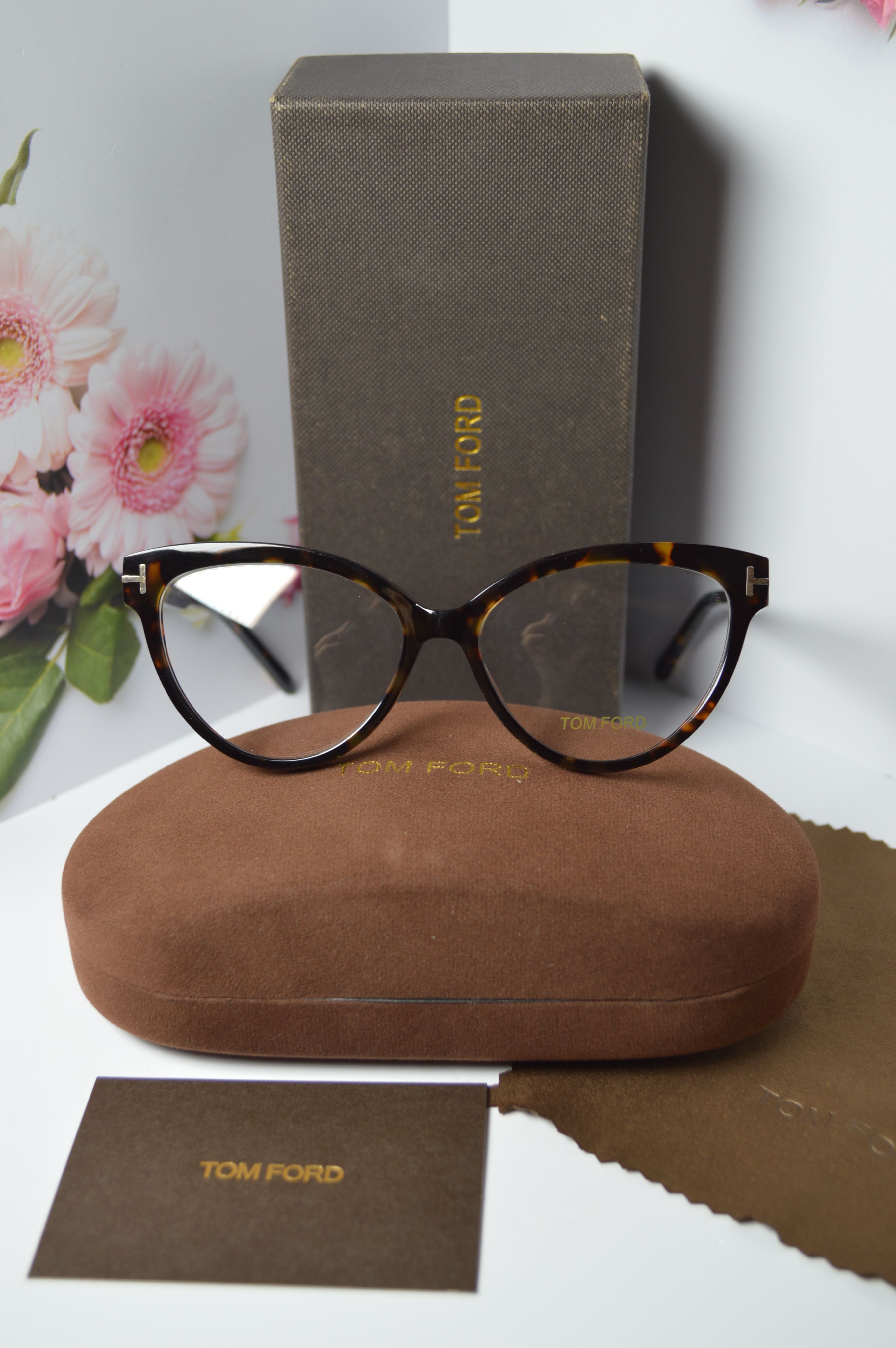 

Оправа для очков женская Tom Ford OL-OM-TomFord-5763-B-002 черная, OL-OM-TomFord-5763-B-002
