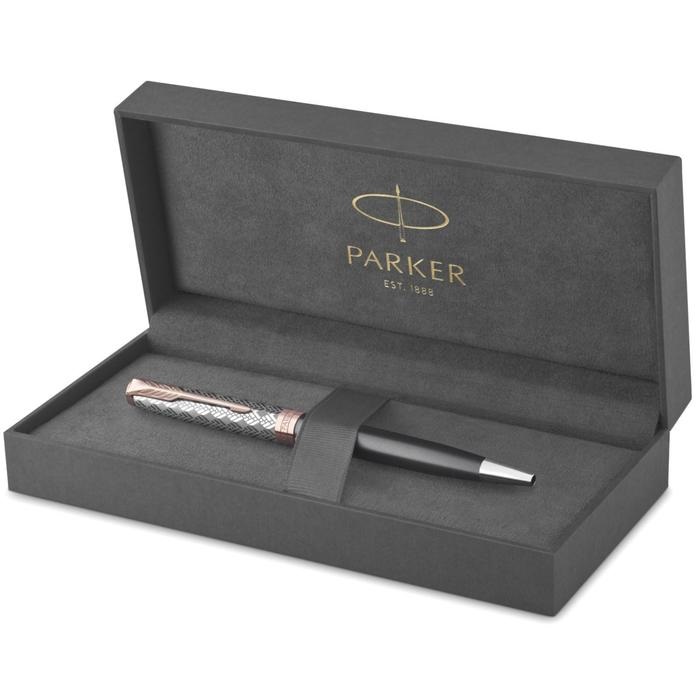 

Шариковая ручка Parker Sonnet Premium Metal & Grey Lacquer PGT стержень: M цвет black, Шариковая ручка Parker Sonnet Premium Metal & Grey Lacquer PGT, стержень: M, цвет чернил: black , в подарочной упаковке