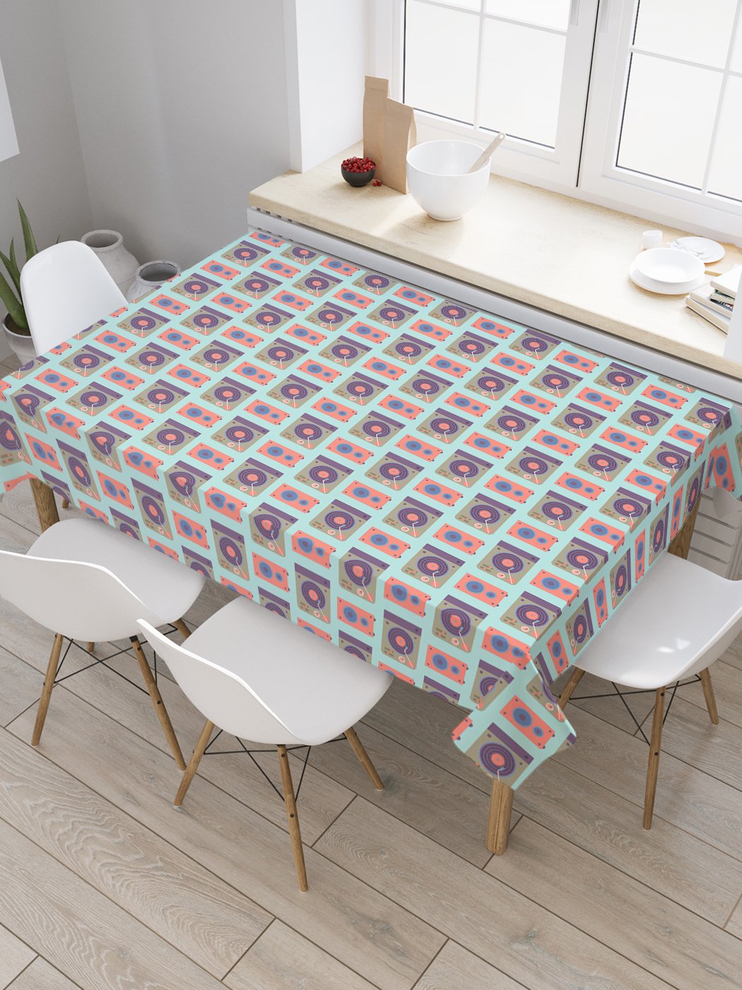 

Скатерть прямоугольная JoyArty "Проигрыватель грампластинок" из сатена, 120x145 см, Голубой, Проигрыватель грампластинок