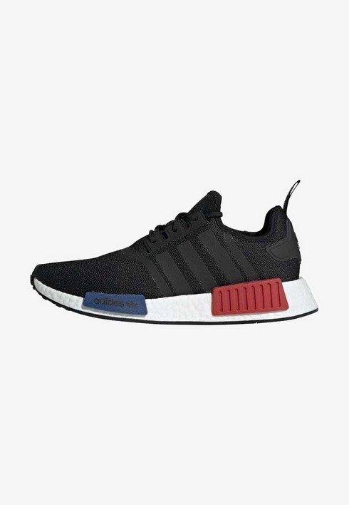 

Кроссовки женские Adidas Originals Nmd_R1 черные 37 1/3 EU (доставка из-за рубежа), Черный, Nmd_R1