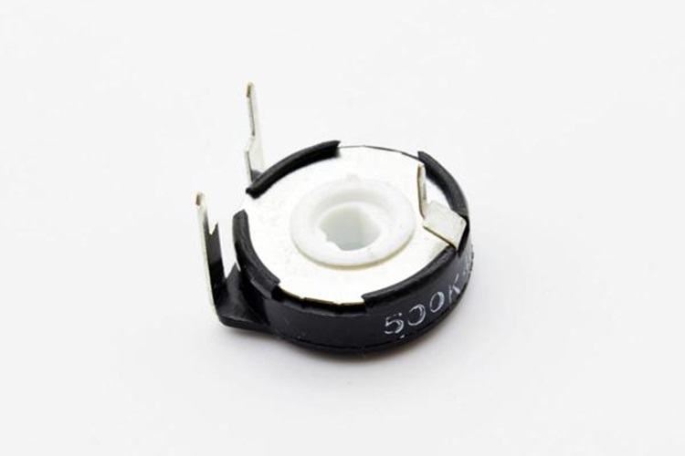 

Резистор PIHER PT15NV02504A2020S однооборотный, серии PT15NV 15, 500 кОм, PT15NV02504A2020S