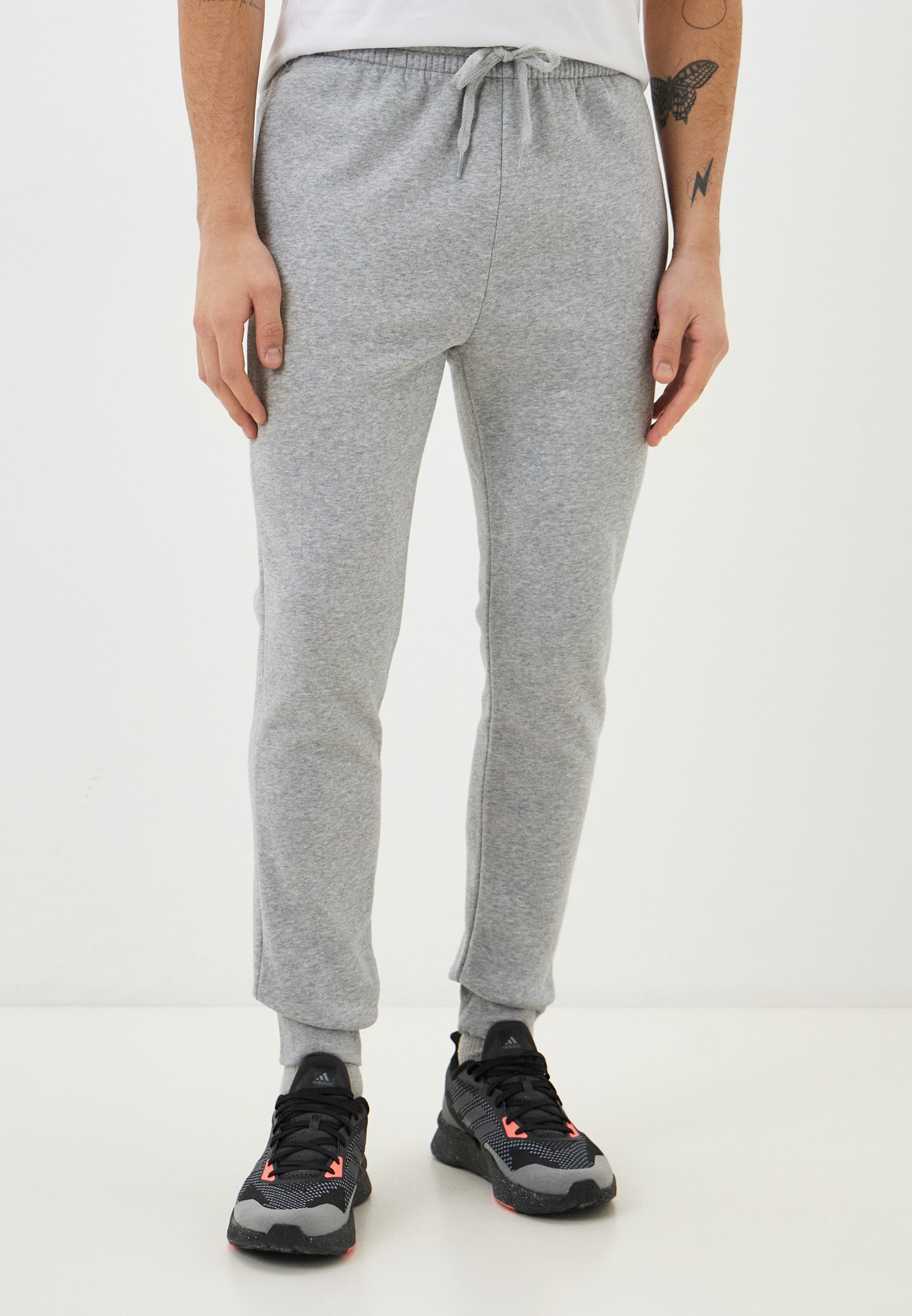 

Спортивные брюки мужские Adidas FEELCOZY серые M, Серый, FEELCOZY