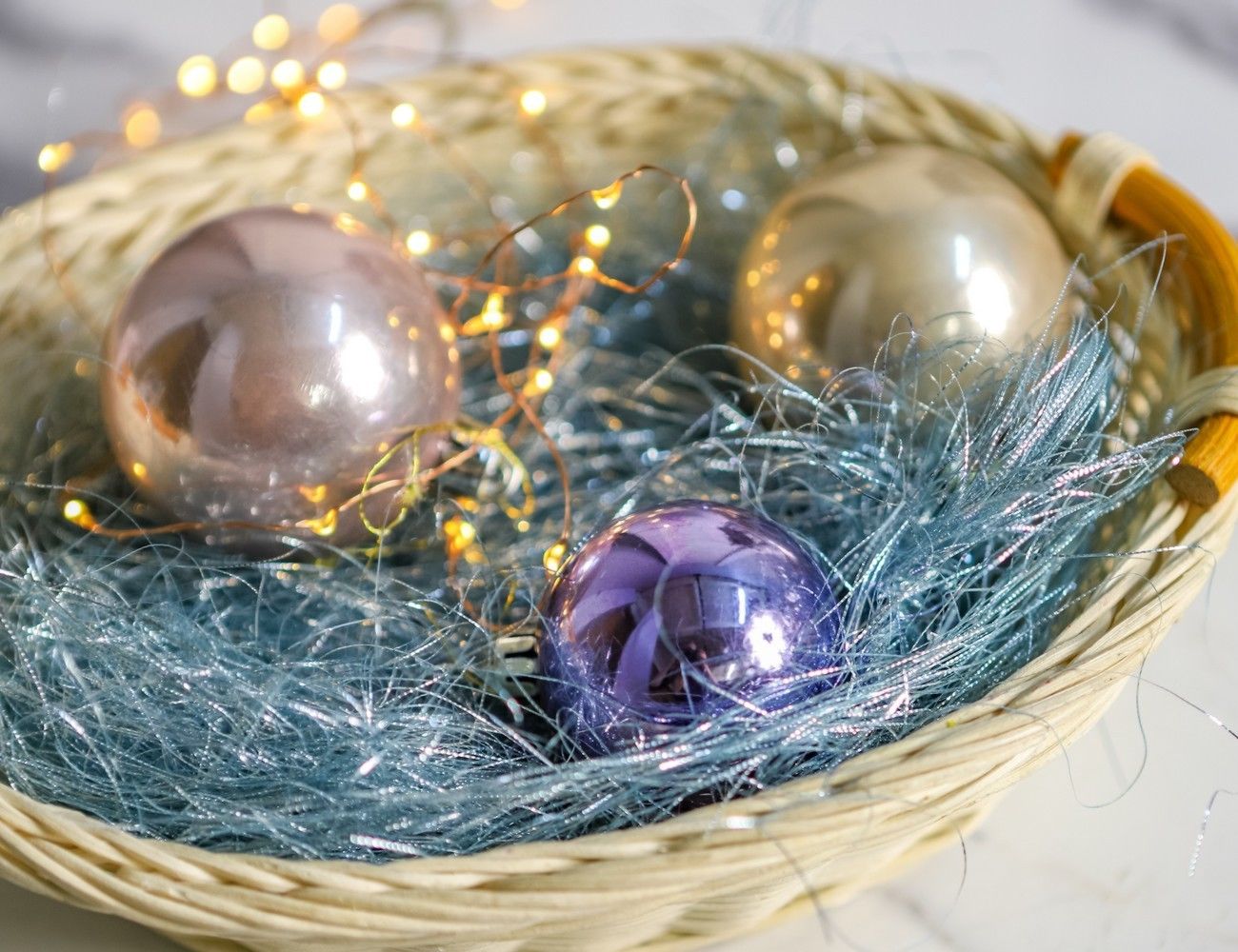 

Декоративная нить ANGEL HAIR - МЕРЦАЮЩИЕ ПАУТИНКИ, мятный, 20 г, Kaemingk, Зеленый, 420768