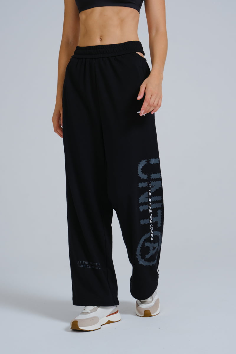 

Спортивные брюки женские Anta Dance SORONA/ECOCOZY 862338321 черные M, Черный, Dance SORONA/ECOCOZY 862338321