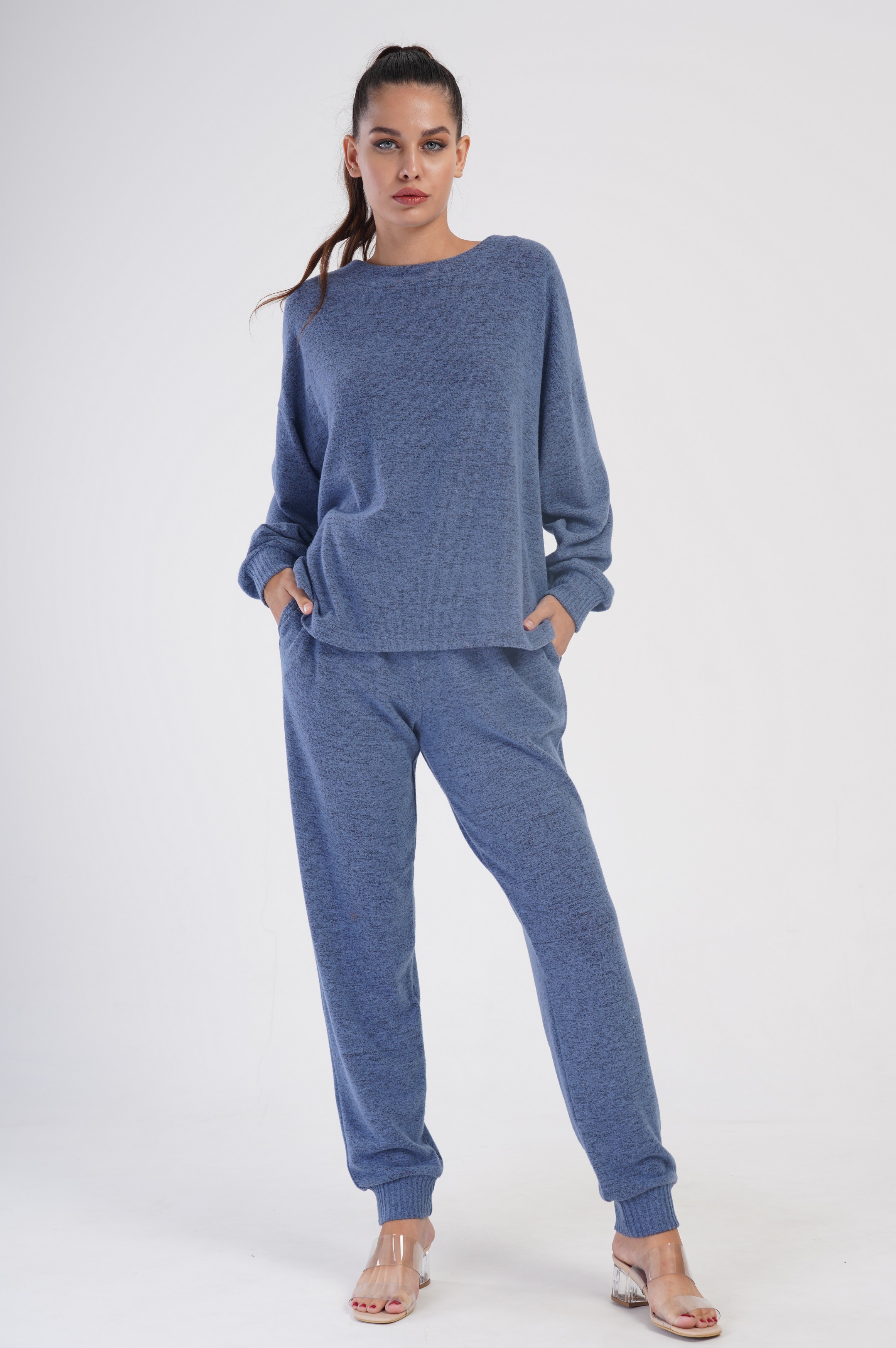 

Комплект домашний женский VIENETTA 1-020-SbM голубой S, 1-020-SbM