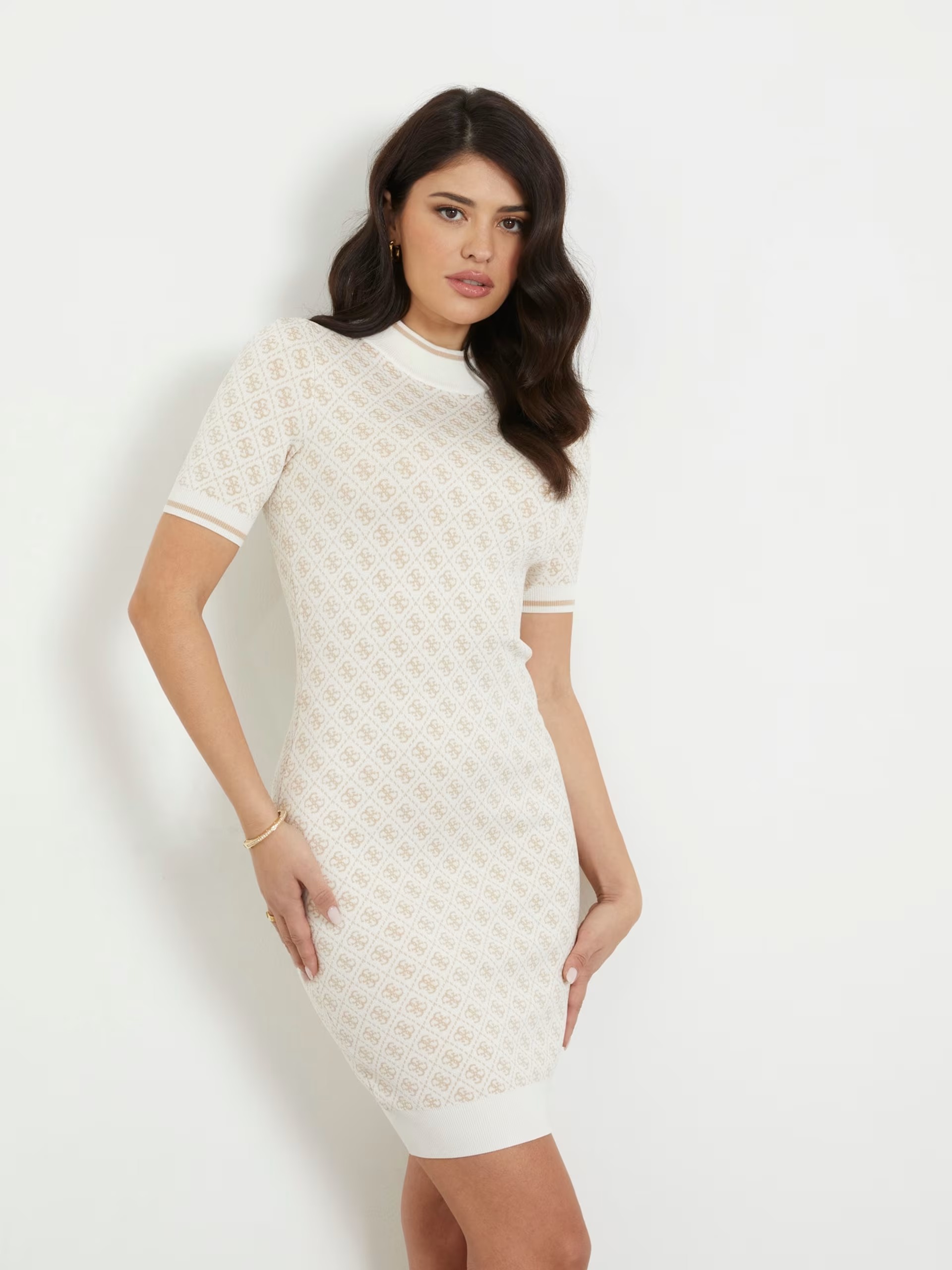 

Платье женское Guess Lise W3YK39Z37K0 бежевое XS, Бежевый, W3YK39Z37K0