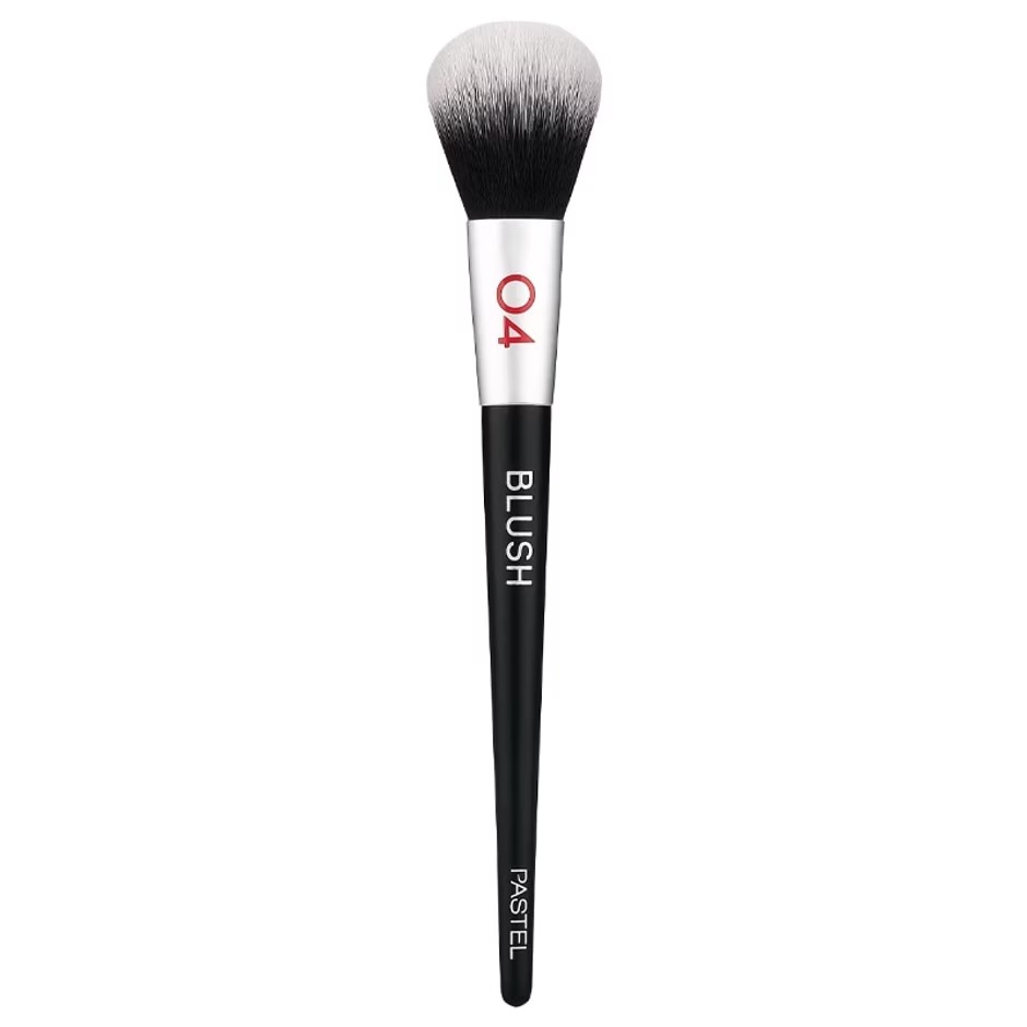 Кисть для румян Pastel Profashion Blush Brush №04 для нанесения и растушевки, черная