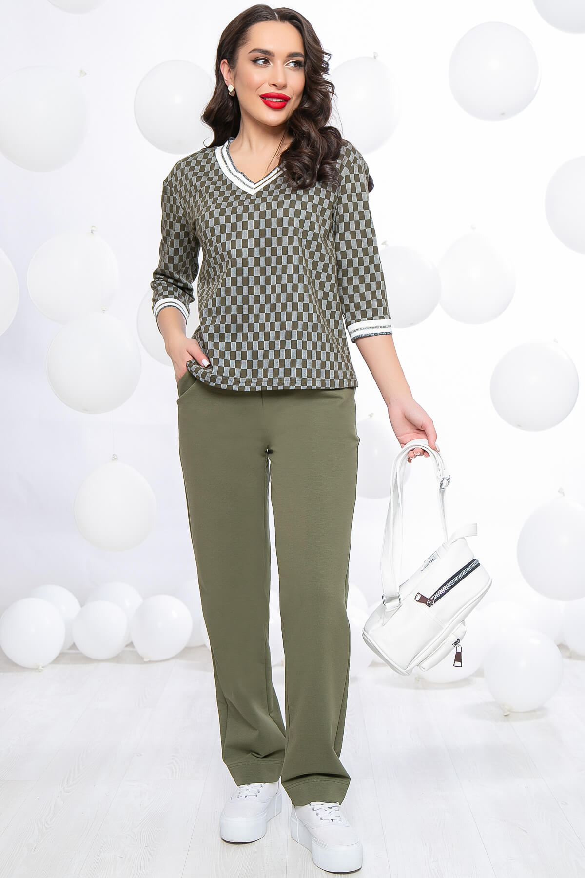 

Костюм женский LT Collection Линдси хаки 44 RU, Линдси К5420
