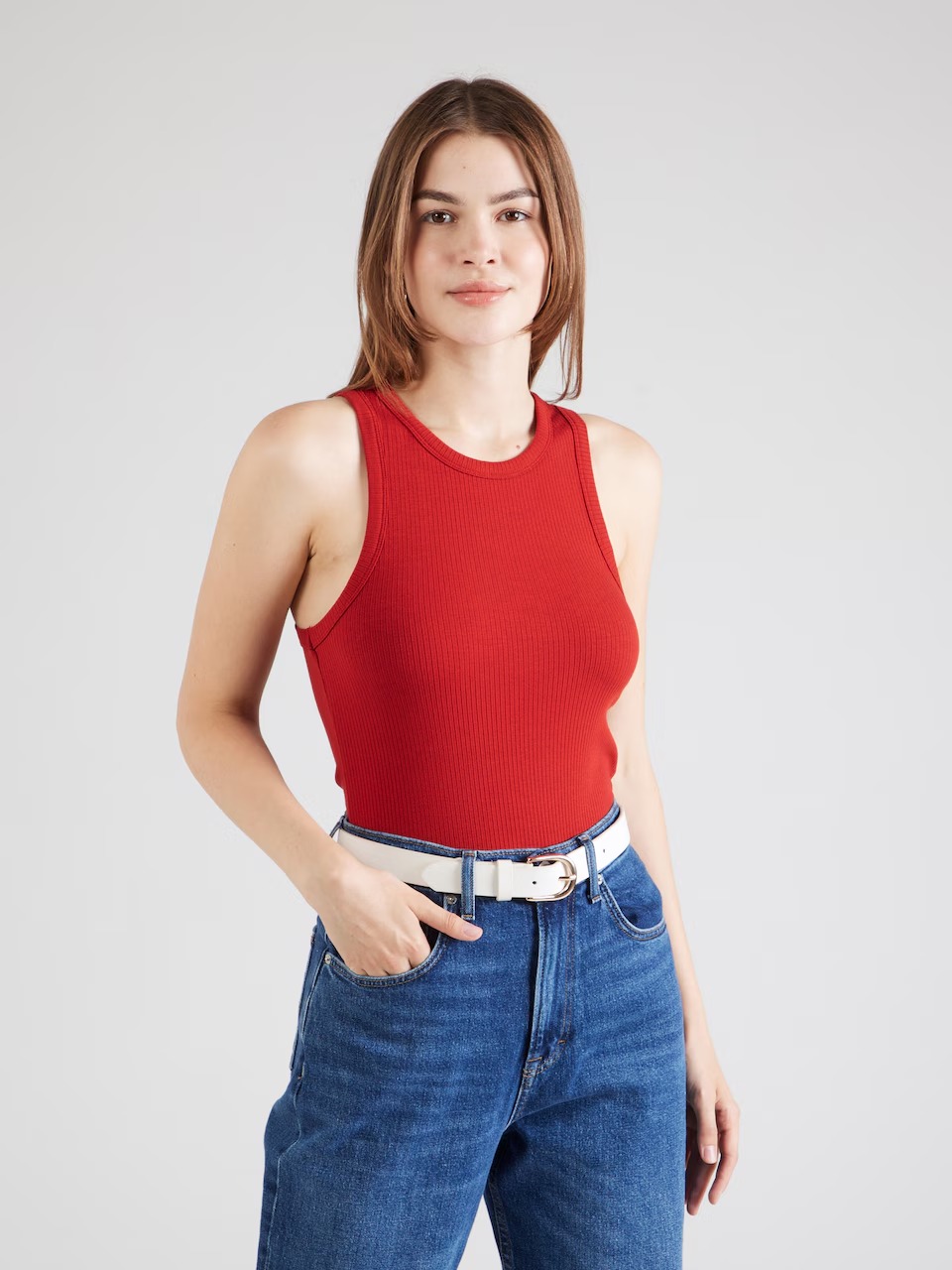 Майка Tommy Hilfiger для женщин красная-XNN размер M WW0WW38635 6290₽