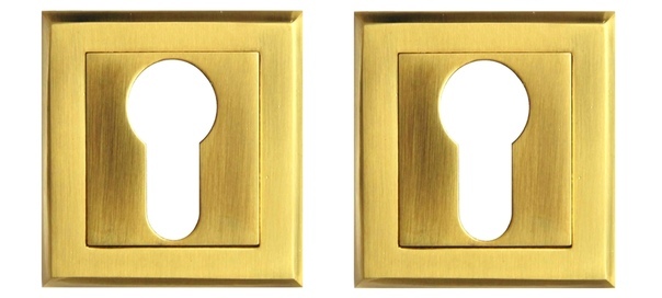 Накладка дверная под цилиндр на квадратном основании Оберег ZR09 Мат.золото/золото, к-т булавка оберег