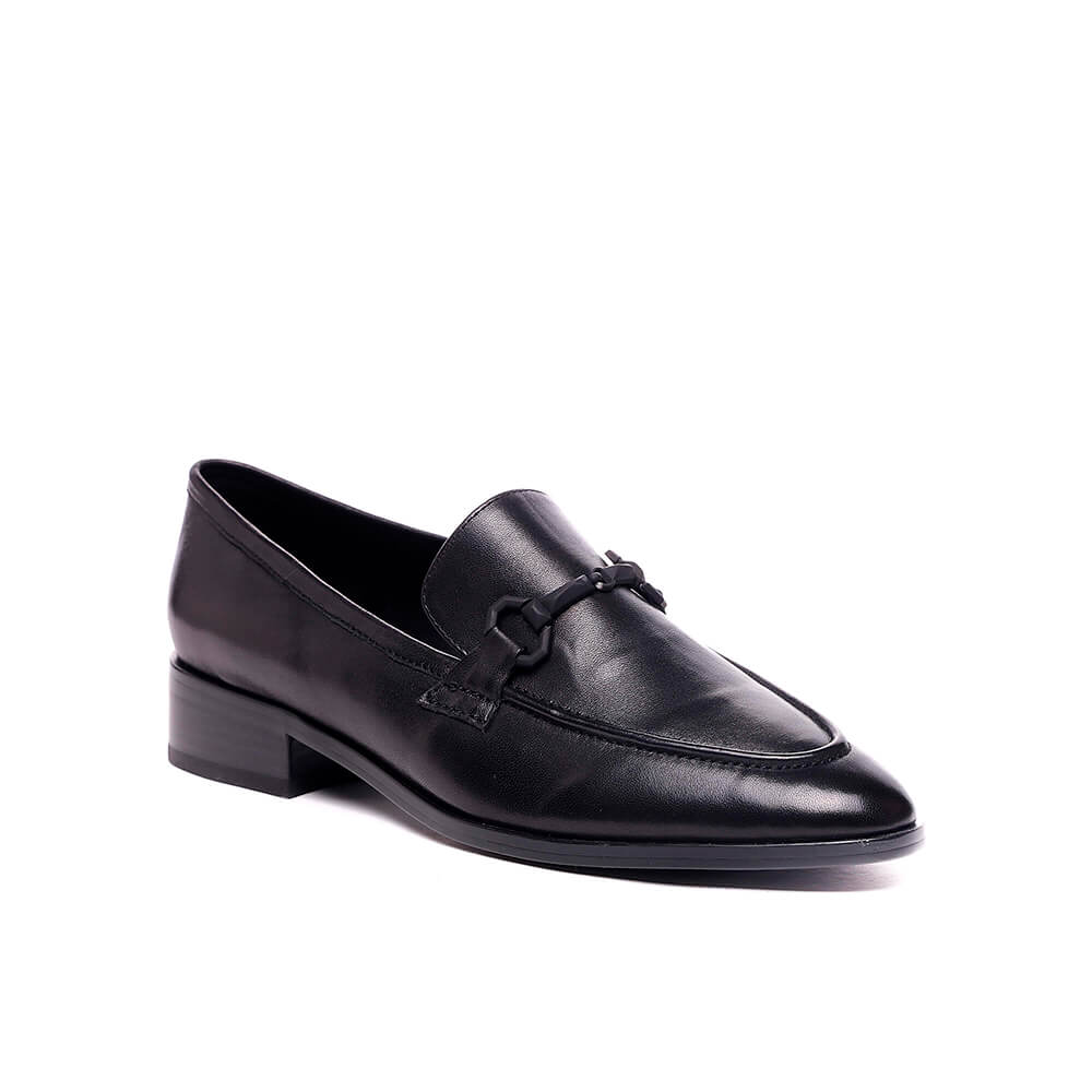 

Лоферы женские Vitacci 942993 черные 36 RU, 942993