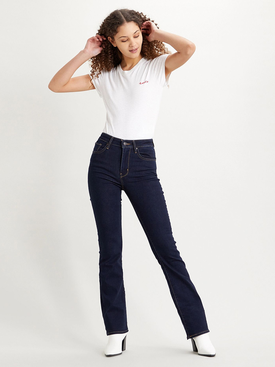 

Джинсы женские Levi's 725 High Rise Bootcut синие 26/30, 725 High Rise Bootcut