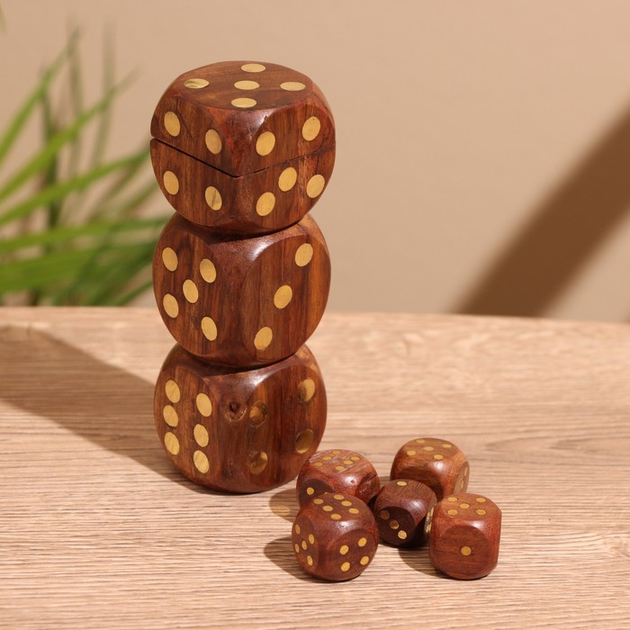 

Кубики игральные в шкатулке 12х4х4 см, дерево шишам, Золотистый