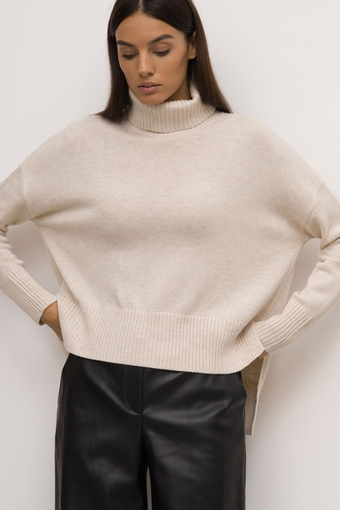 

Свитер женский Emka B2489/ignis бежевый 48, B2489/ignis