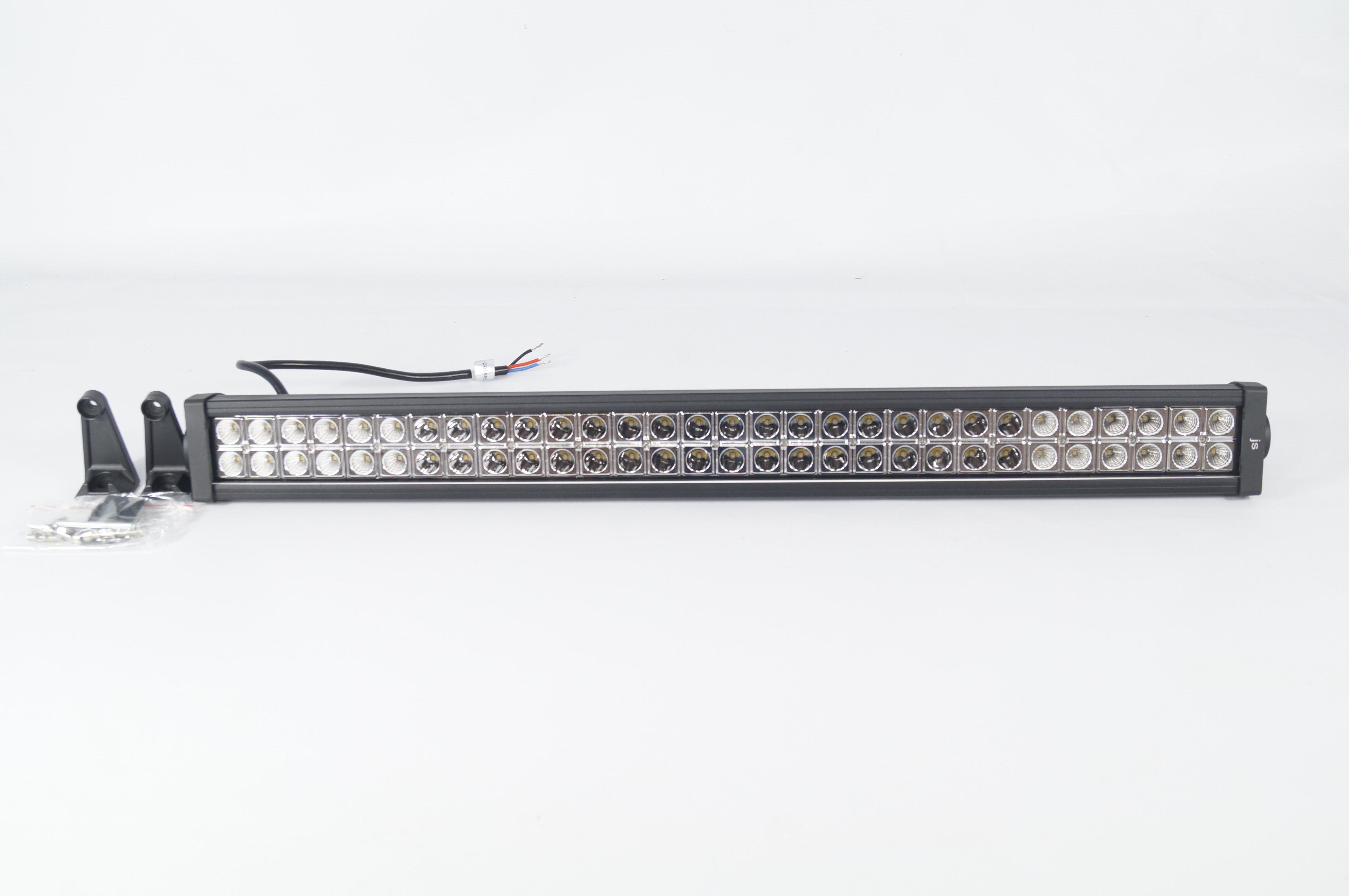 

Фара светодиодная CH008 180W Cree 3k 60 диодов по 3W