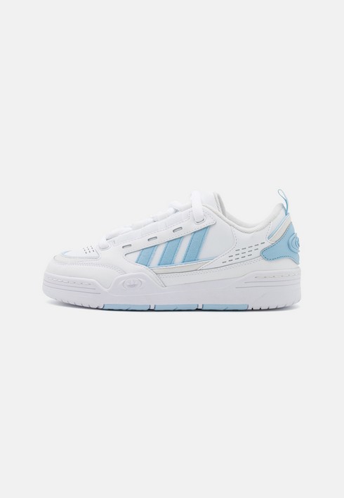 

Кеды женские Adidas Originals Adi2000 черные 36 EU (доставка из-за рубежа), Черный, Adi2000