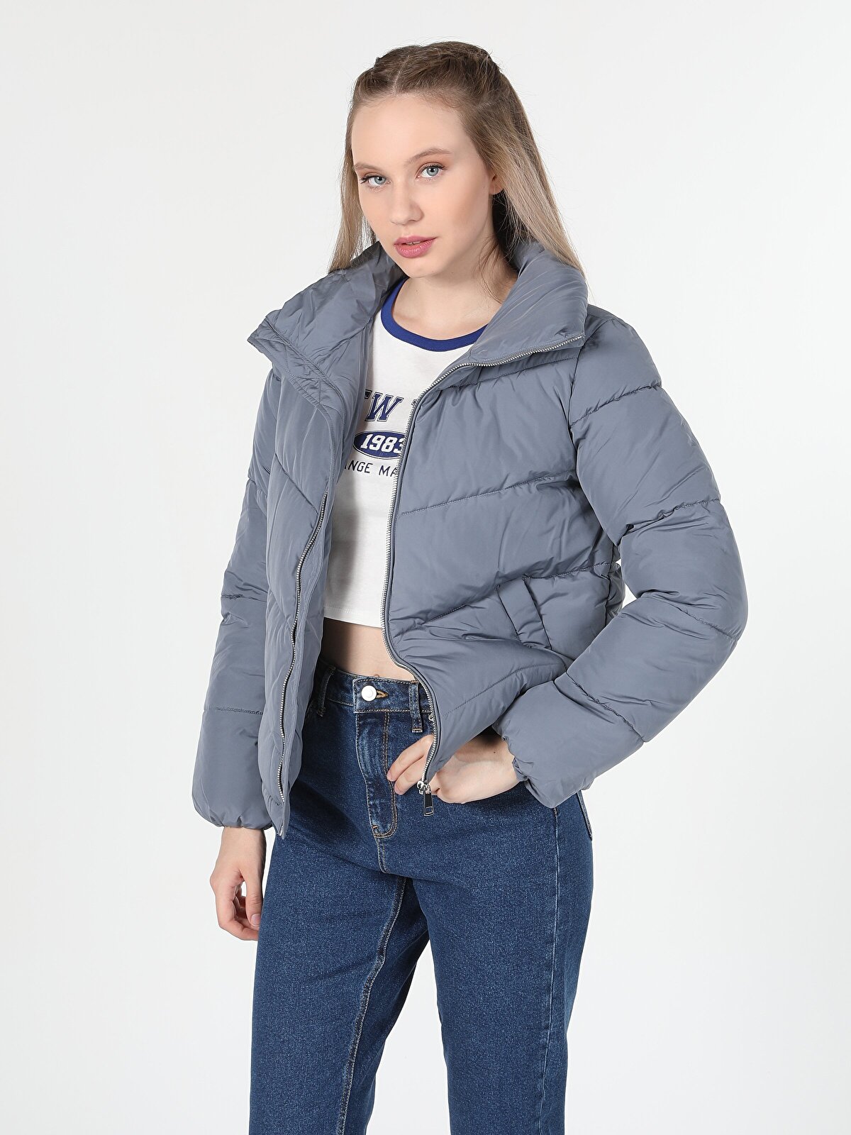 

Куртка женская Colin's CL1060246_Q1.V1 серая XS, CL1060246_Q1.V1
