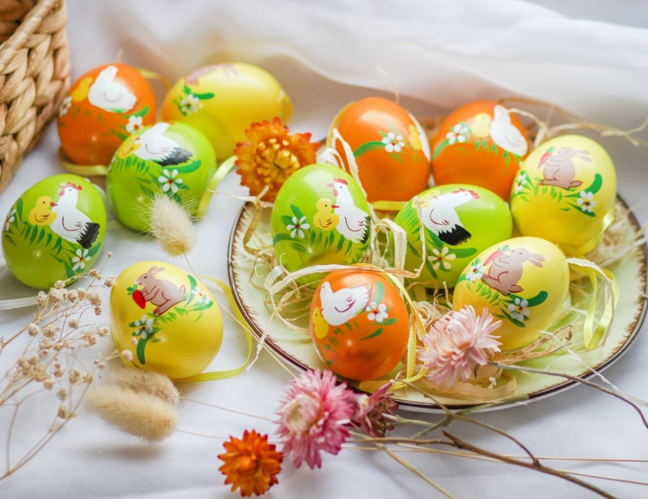 Декоративные пасхальные яйца ПТИЧИЙ ДВОРИК, натуральная скорлупа, 6 см, 12 шт., Breitner
